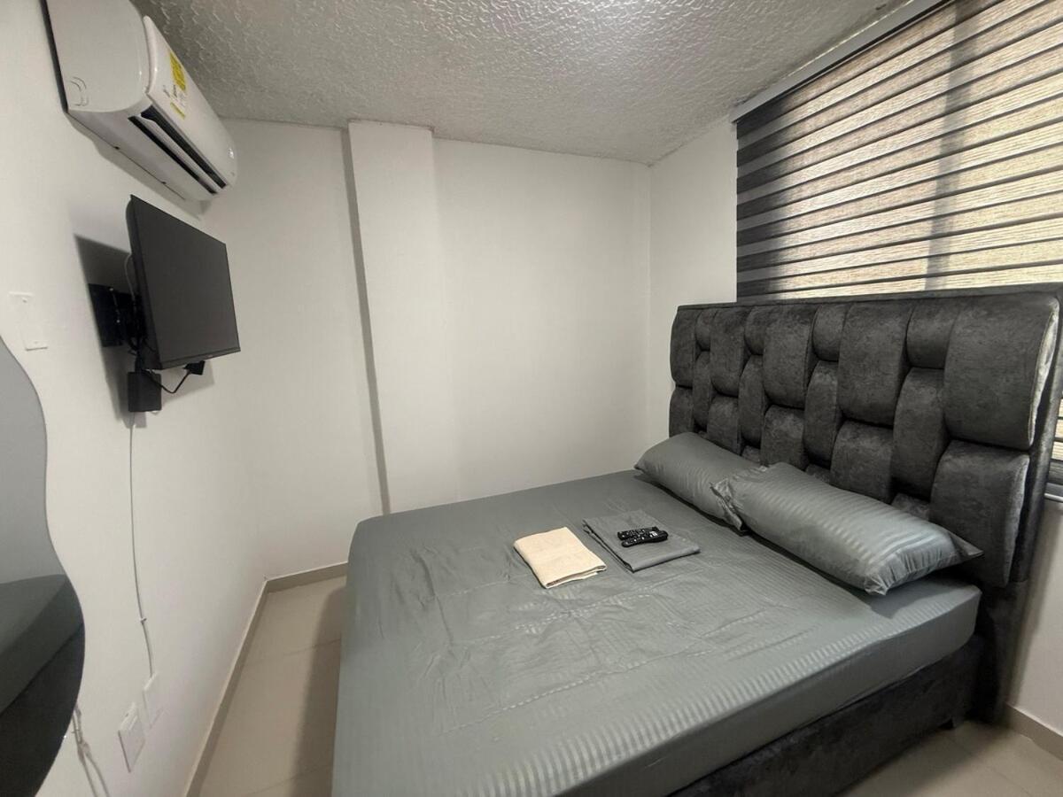 Hermosa Habitacion A Una Cuadra Del Ventura Plaza 3 Cúcuta Екстериор снимка